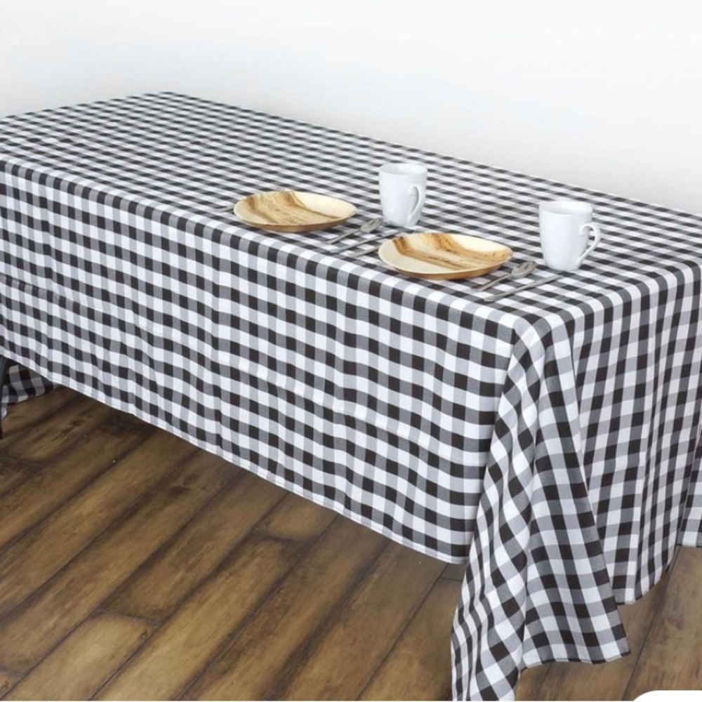 E-TEX tm rectangular tablecloth black and white checkered
